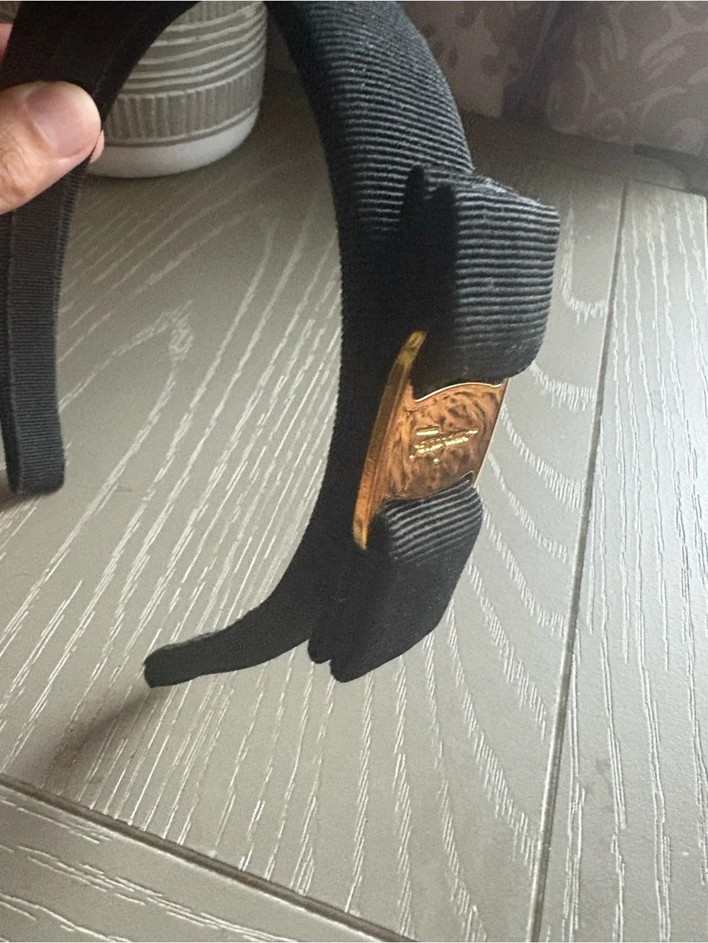 Salvatore Ferragamo Black Grosgrain Headband with Gold Plaque Bow